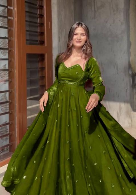 Green Embroidery Silk Kurta Set