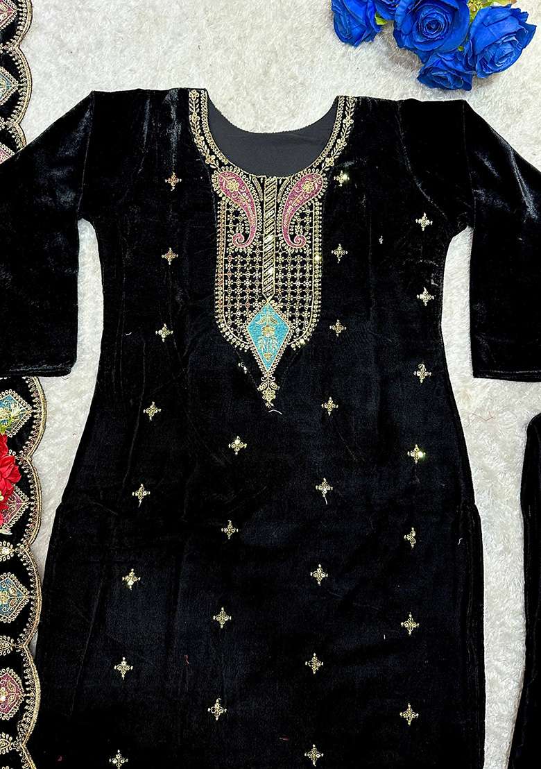 Black Embroidered Velvet Pakistani Suit Set - Indya