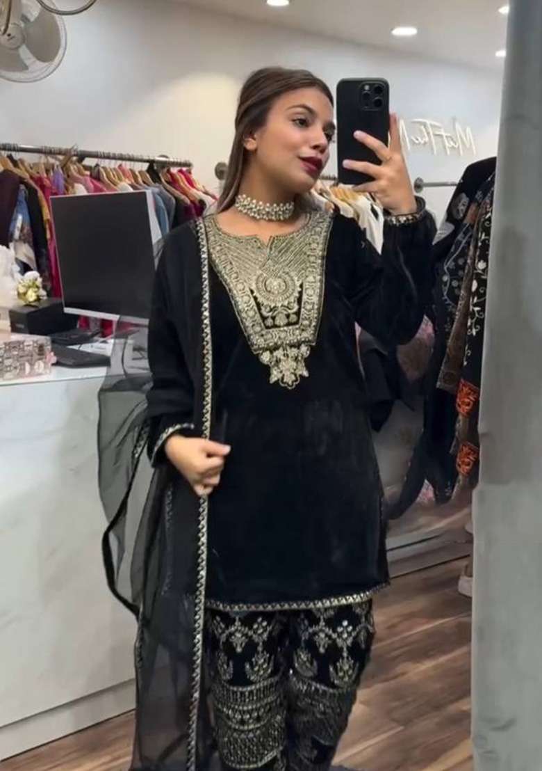 Black Embroidered Velvet Pakistani Suit Set - Indya