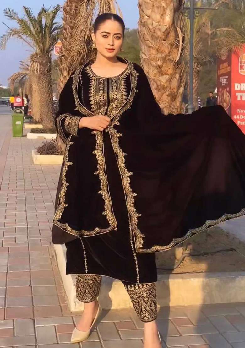 Brown Embroidered Velvet Pakistani Suit Set - Indya