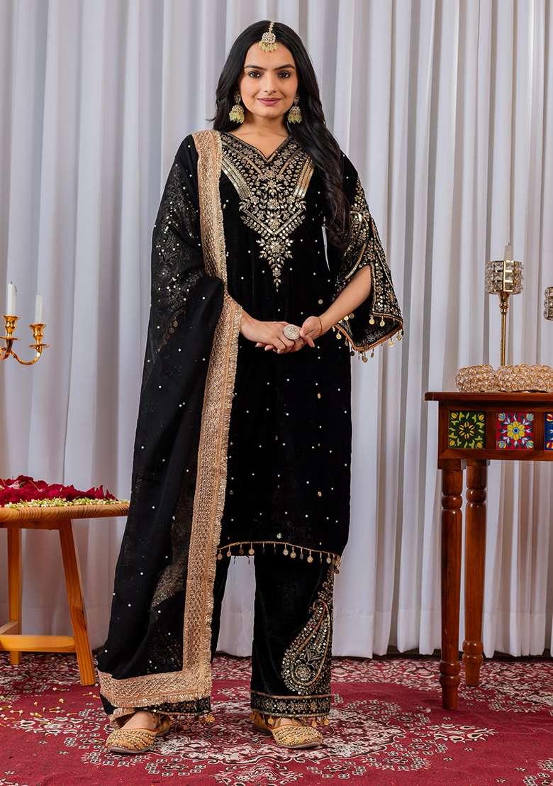 Black Embroidery Velvet Kurta Set - Indya