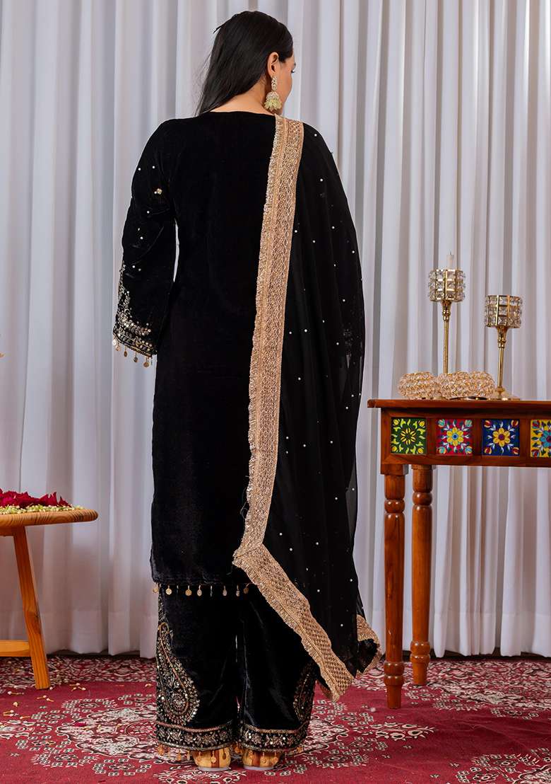 Black Embroidery Velvet Kurta Set - Indya