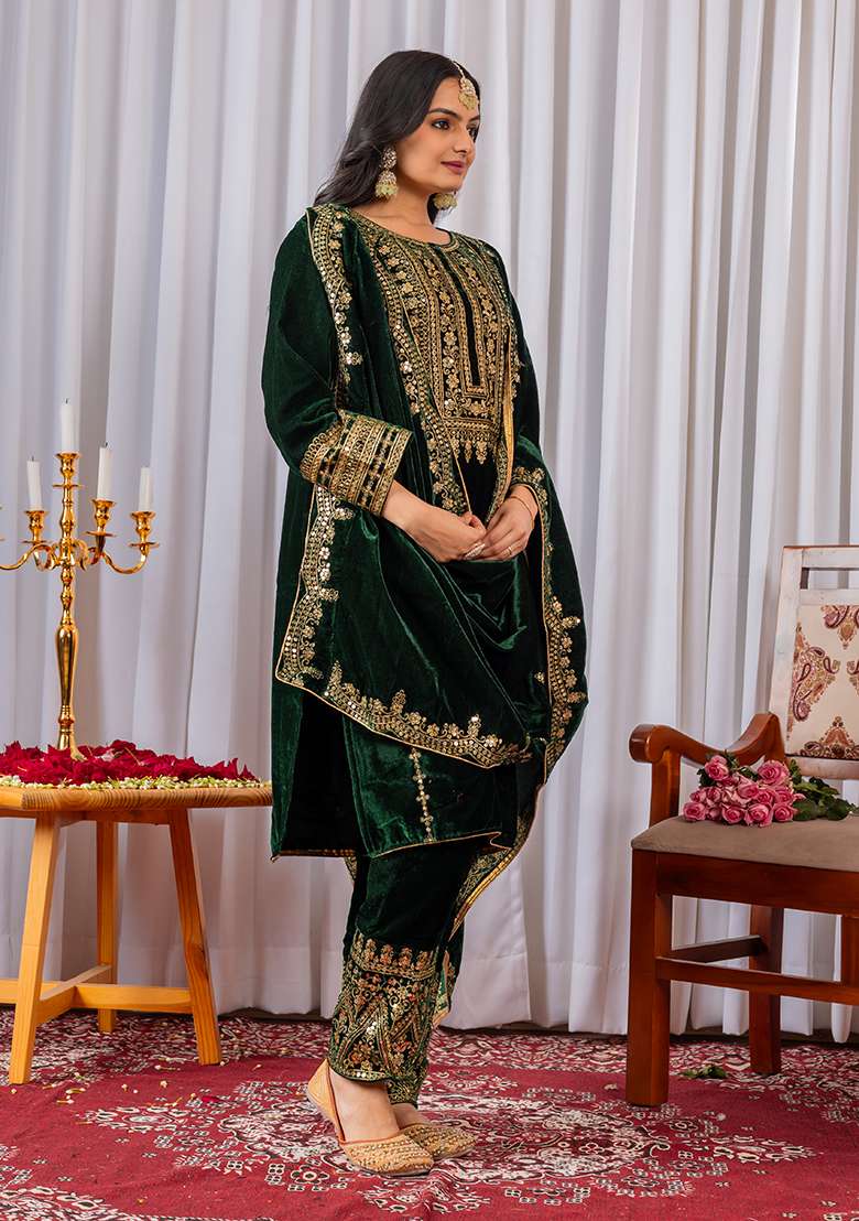 Green Embroidered Velvet Pakistani Suit Set - Indya