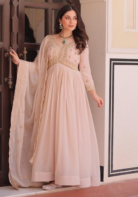 Chiku Embroidery Georgette Kurta Set