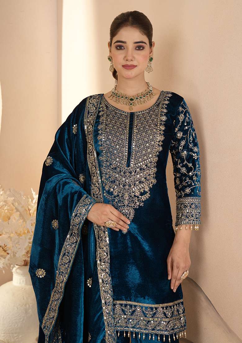Wine Embroidered Velvet Pakistani Suit Set - Indya