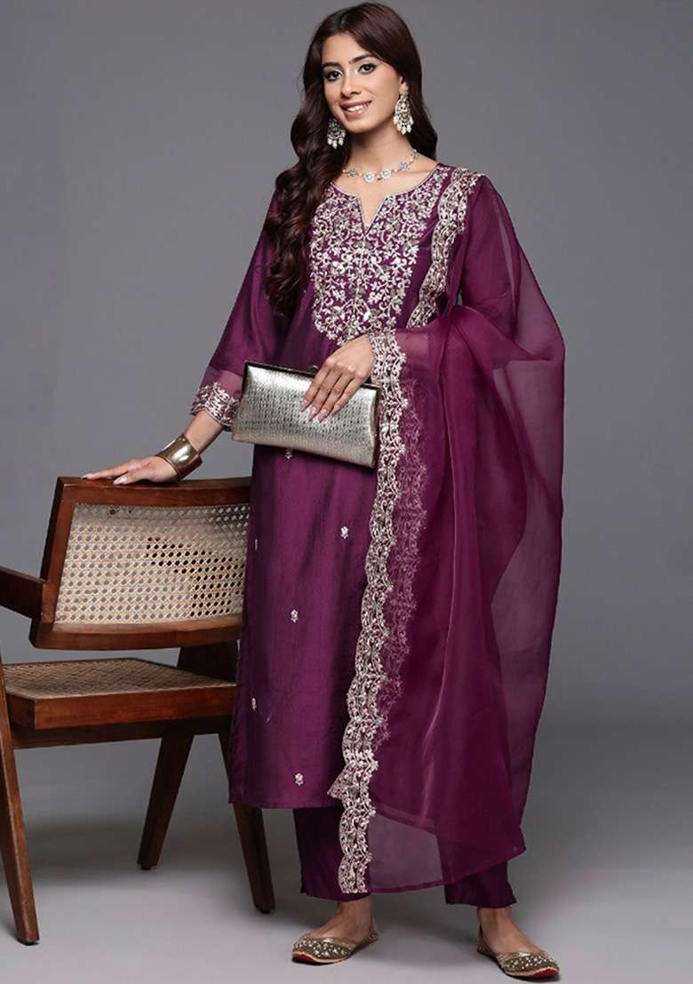 Wine Embroidered Chanderi Pakistani Suit Set - Indya