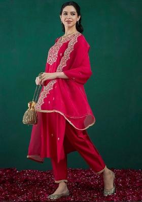 Pink Embroidered Chanderi Straight Kurta Set