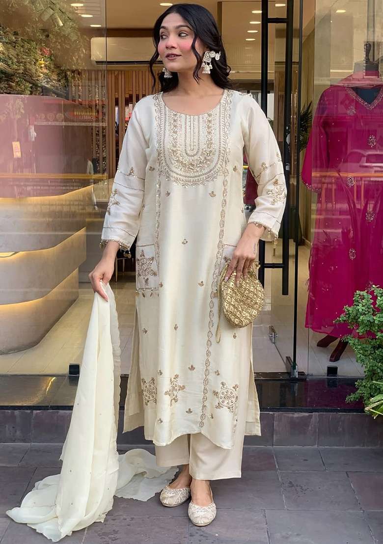 Off White Embroidery Silk Blend Kurta Set - Indya