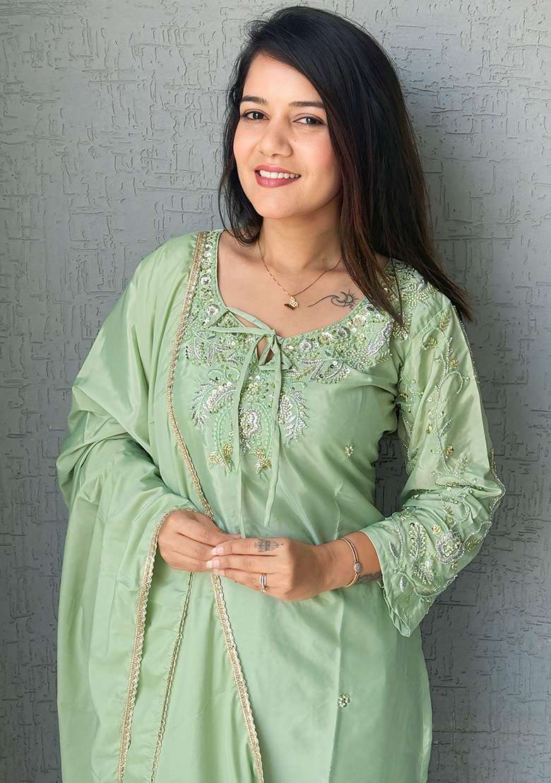 Green Chikankari Crepe Straight Kurta Set - Indya