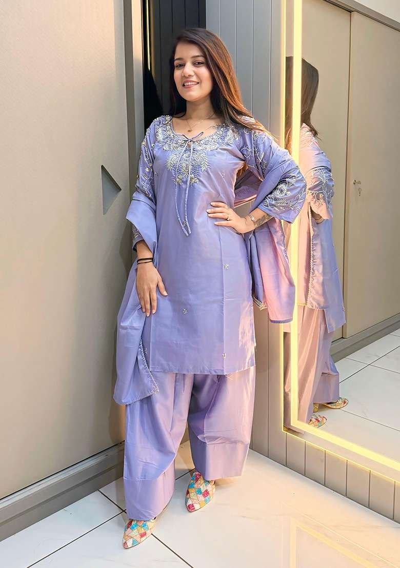 Lavender Embroidered Crepe Pakistani Suit Set - Indya