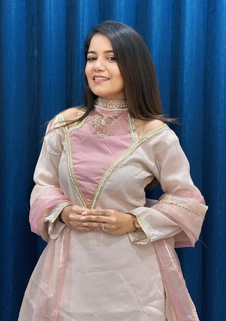 Rose Embroidered Shimmer Pakistani Suit Set - Indya