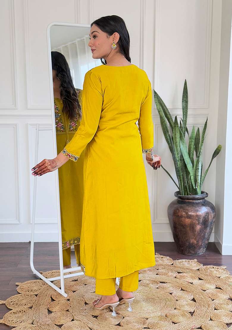Musterd Embroidered Viscose Straight Kurta Set - Indya