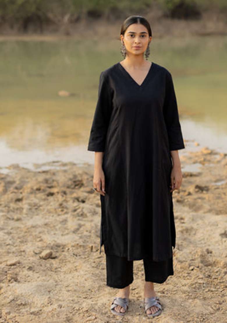 Pink Solid Chanderi Kurta Set - Indya
