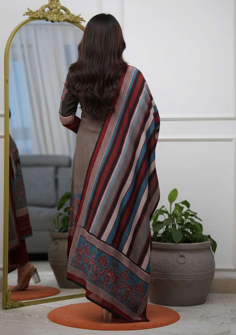 Black Printed Rayon Pakistani Suit Set - Indya