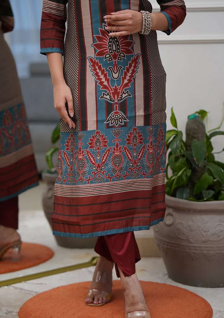 Black Printed Rayon Pakistani Suit Set - Indya