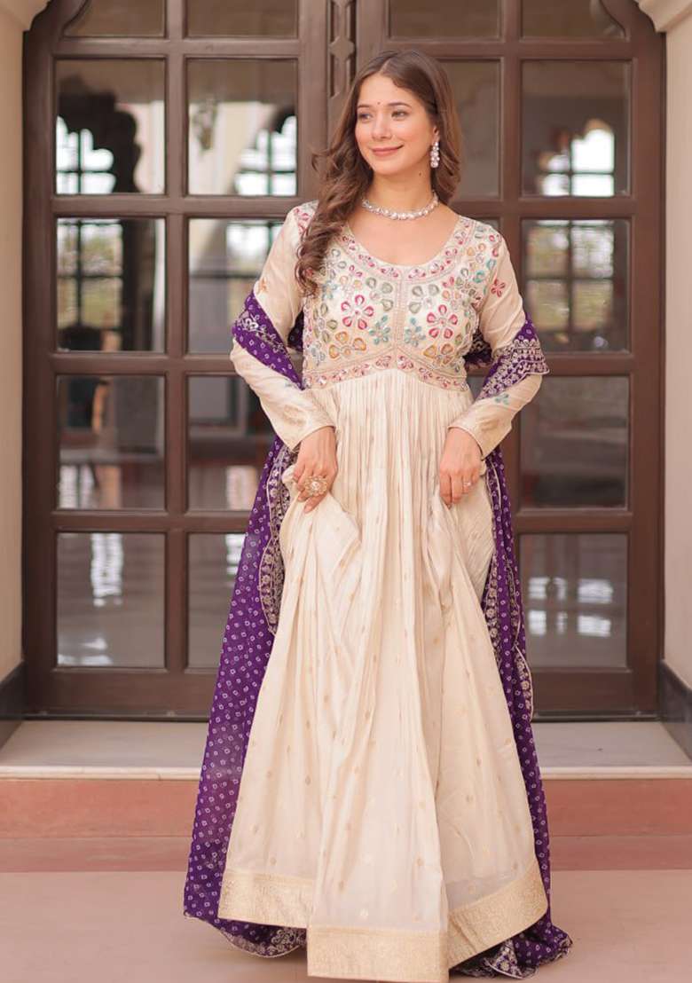 Off White Embroidered Cosmos Anarkali Set - Indya