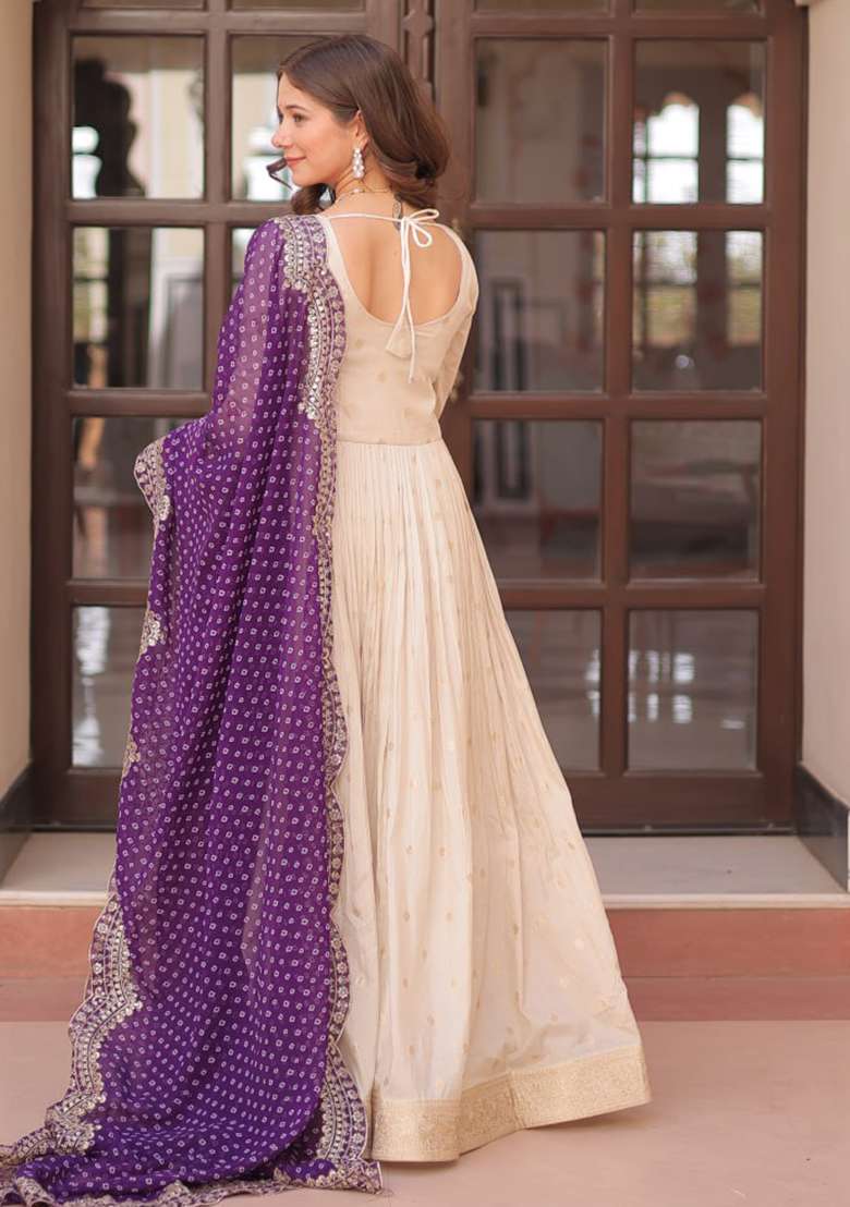 Off White Embroidered Cosmos Anarkali Set - Indya
