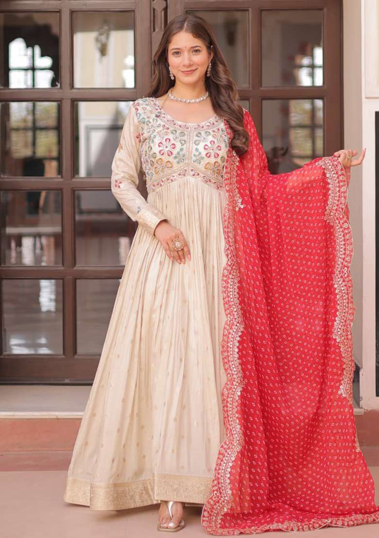 Off White Embroidered Cosmos Anarkali Set - Indya