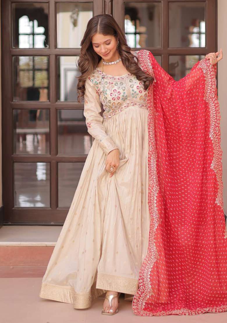 Off White Embroidered Cosmos Anarkali Set - Indya