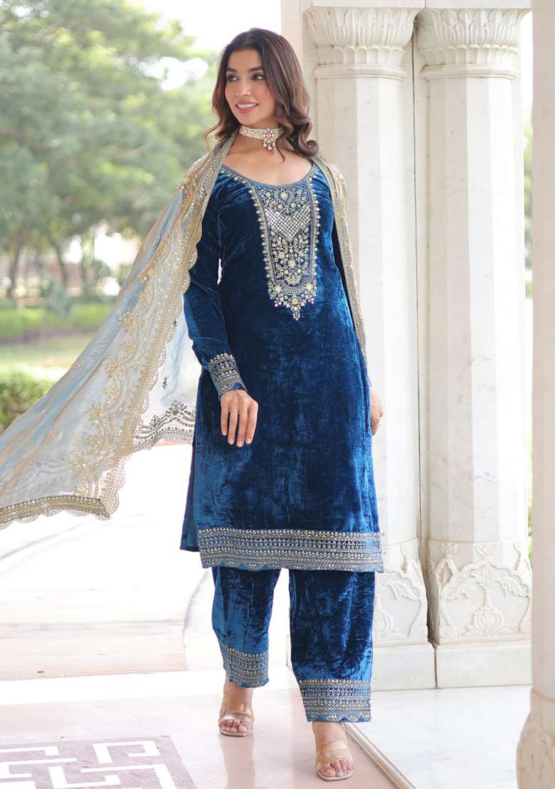 Morpeach Blue Embroidered Velvet Pakistani Suit Set - Indya