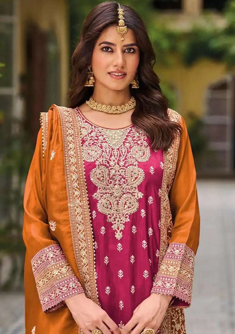 Pink Embroidered Silk Blend Pakistani Suit Set - Indya
