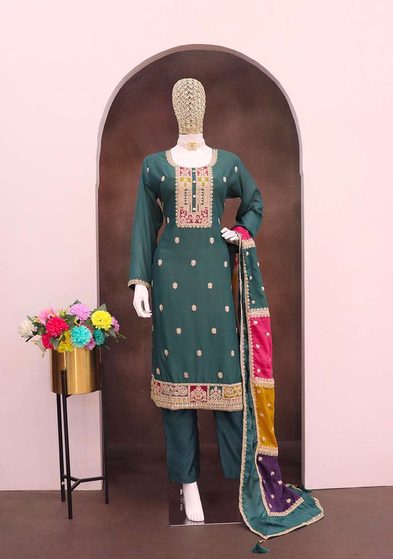 Green Embroidered Chinon Straight Kurta Set - Indya