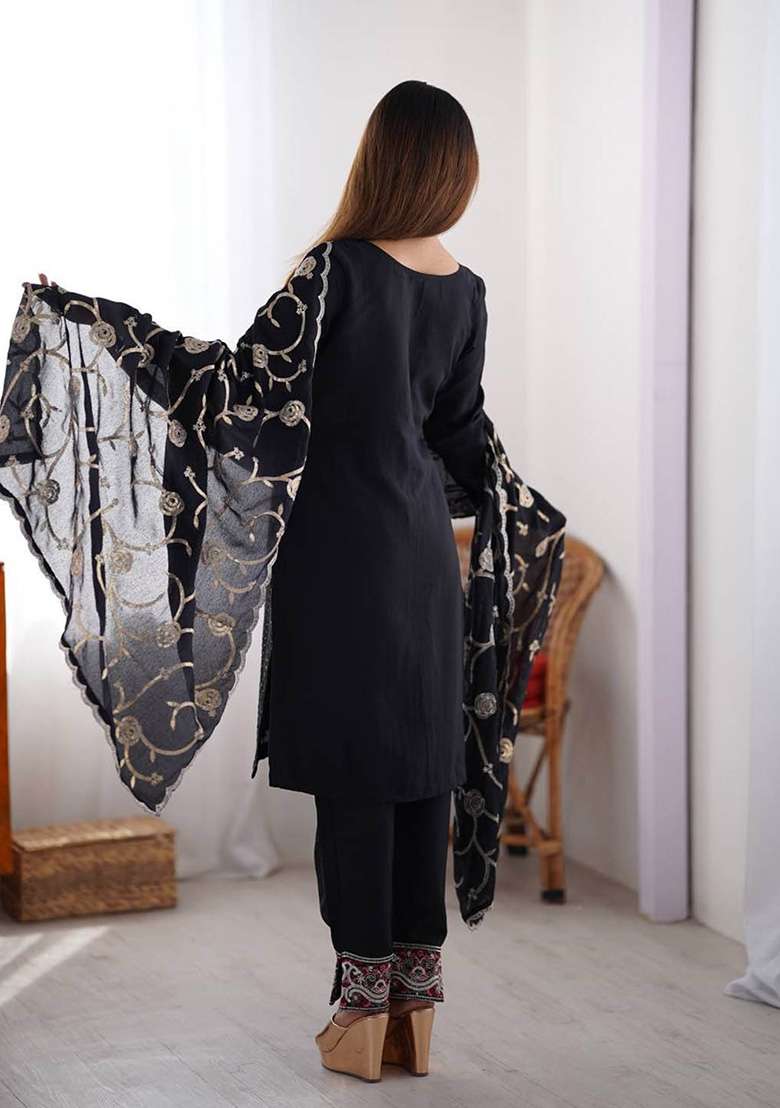 Black Motif Silk Kurta Set - Indya