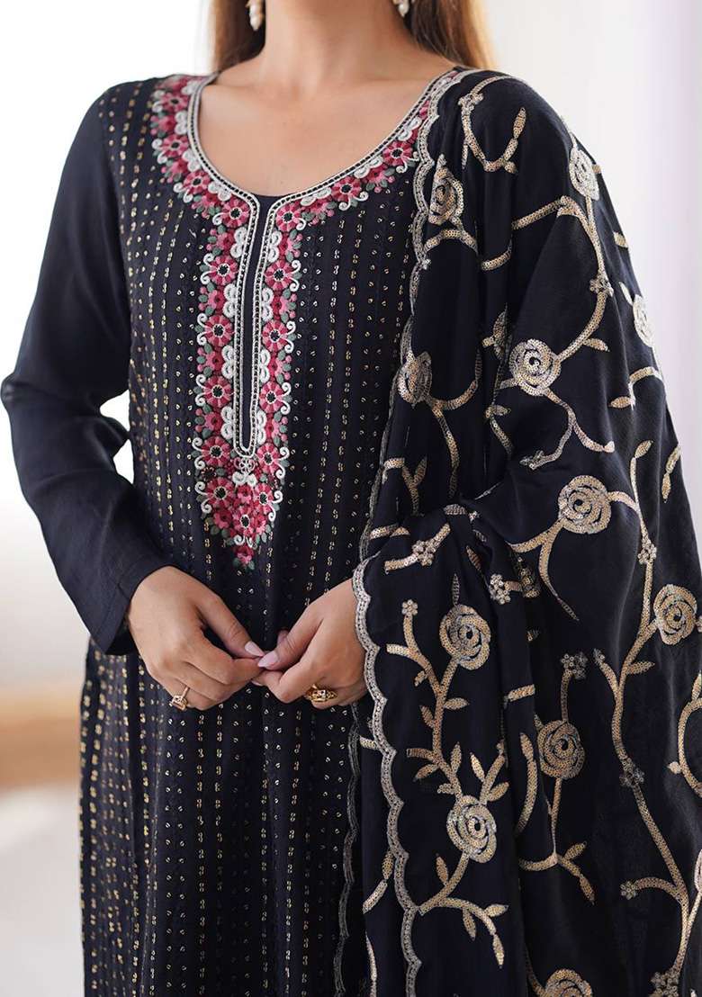 Black Motif Silk Kurta Set - Indya