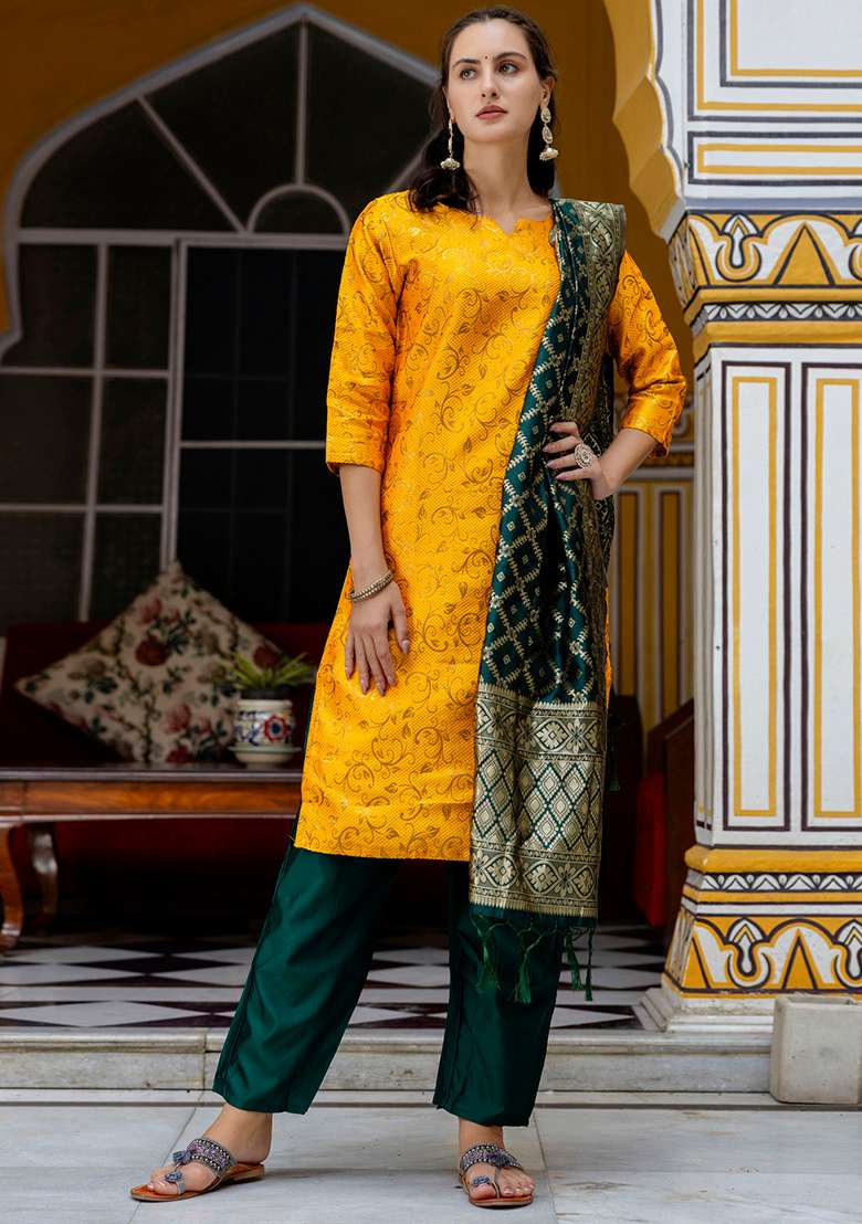 Green Jacquard Silk Blend Straight Kurta Set - Indya