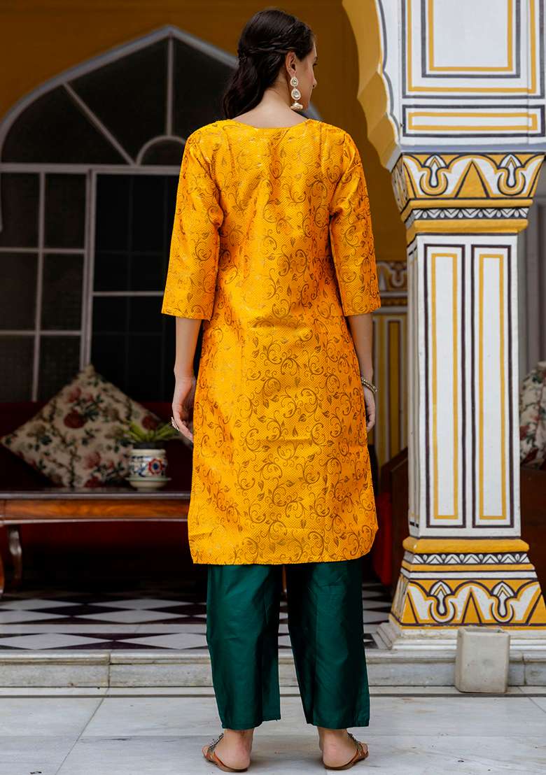 Green Jacquard Silk Blend Straight Kurta Set - Indya