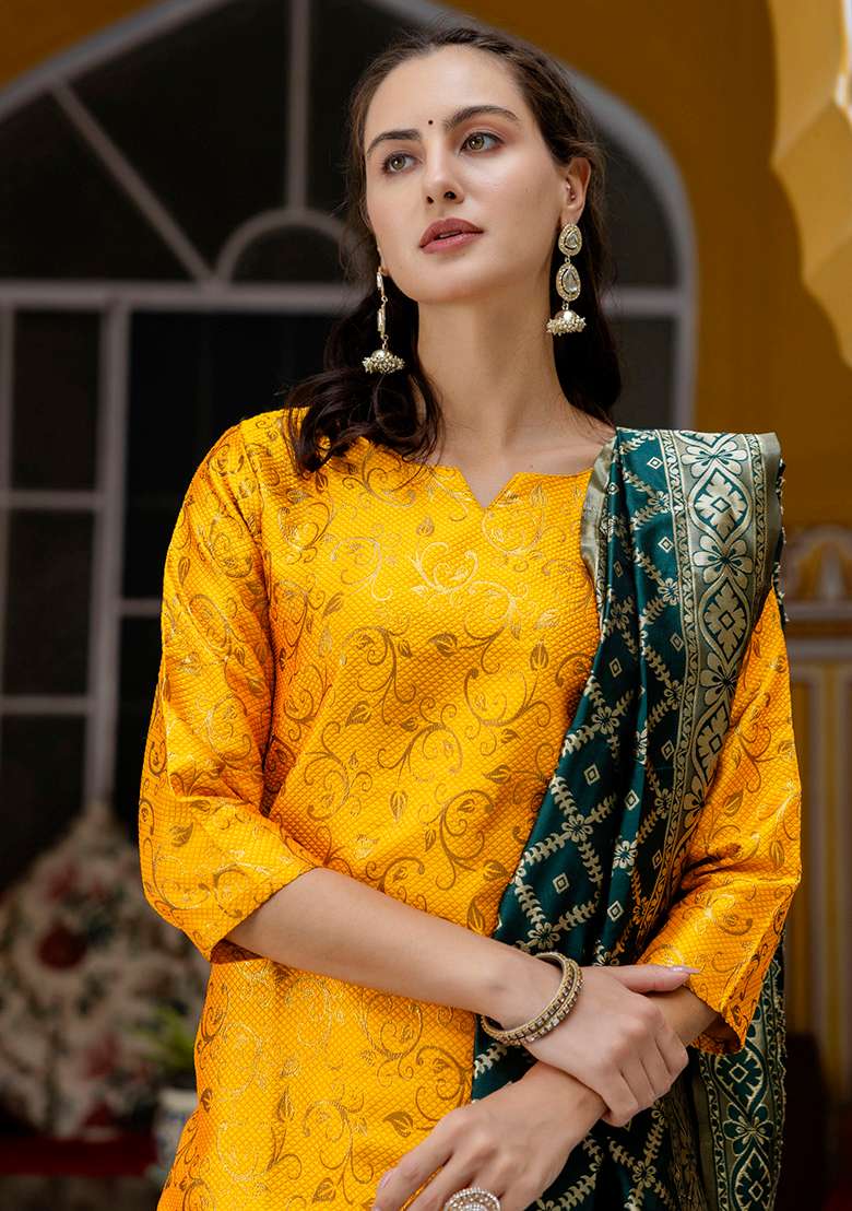 Green Jacquard Silk Blend Straight Kurta Set - Indya