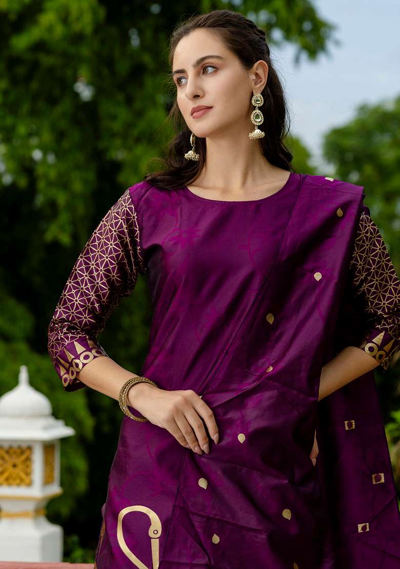 Purple Embroidered Silk Blend Straight Kurta Set - Indya