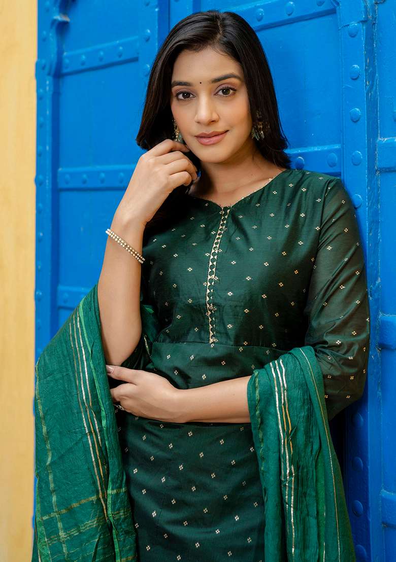 Green Printed Silk Blend Straight Kurta Set - Indya