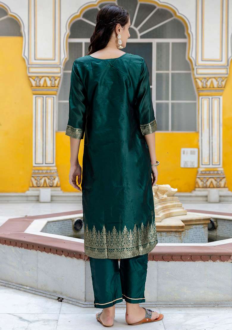 Green Embroidered Silk Blend Straight Kurta Set - Indya