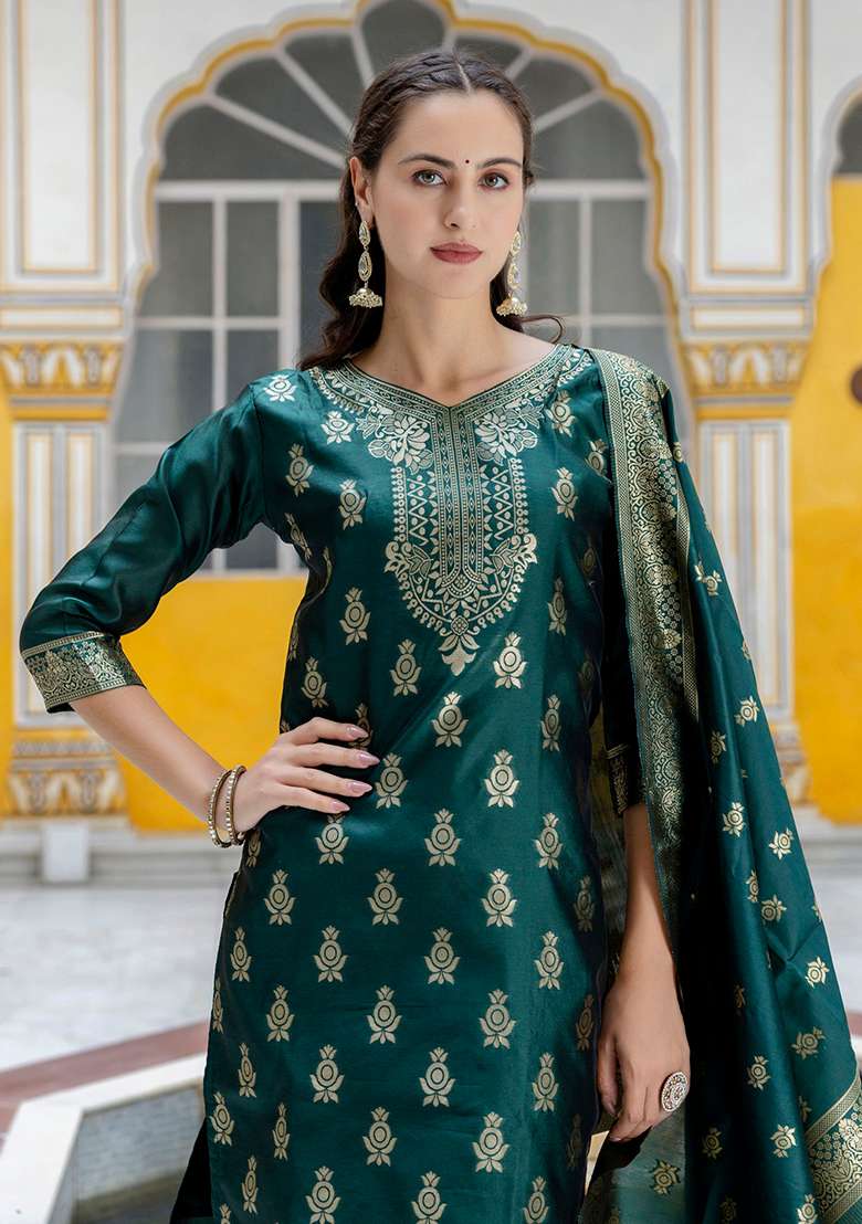 Green Embroidered Silk Blend Straight Kurta Set - Indya