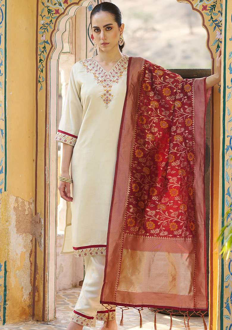 Maroon Embroidered Silk Blend Straight Kurta Set - Indya