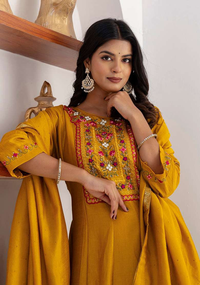 Yellow Embroidered Silk Blend Straight Kurta Set - Indya
