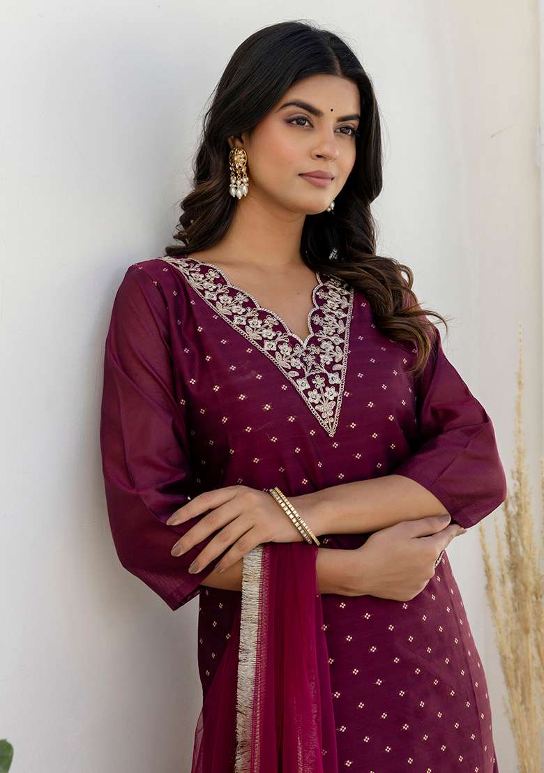 Purple Embroidered Silk Blend Straight Kurta Set - Indya