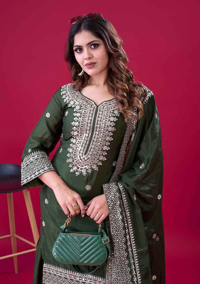 Green Motif Silk Kurta Set - Indya