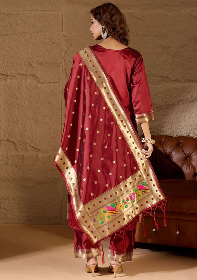 Maroon Jacquard Silk Blend Pakistani Suit Set - Indya