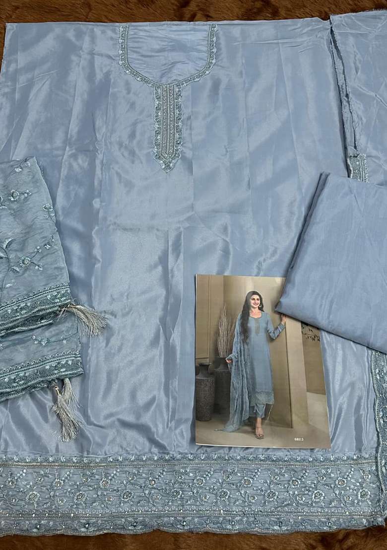 Blue Embroidered Silk Blend Kurta Set - Indya