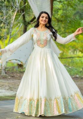 White  Sequnce Emroidery Work Chinnon Silk  Kurta Set