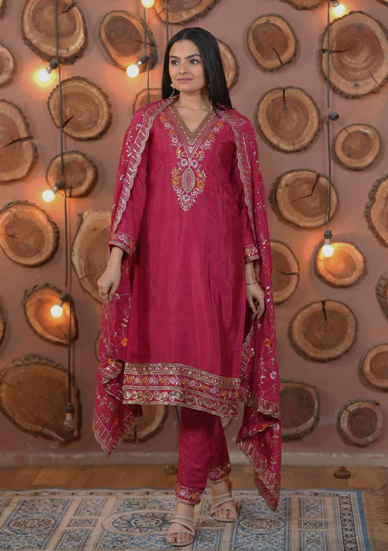 Pink Embroidered Silk Blend Pakistani Suit Set - Indya