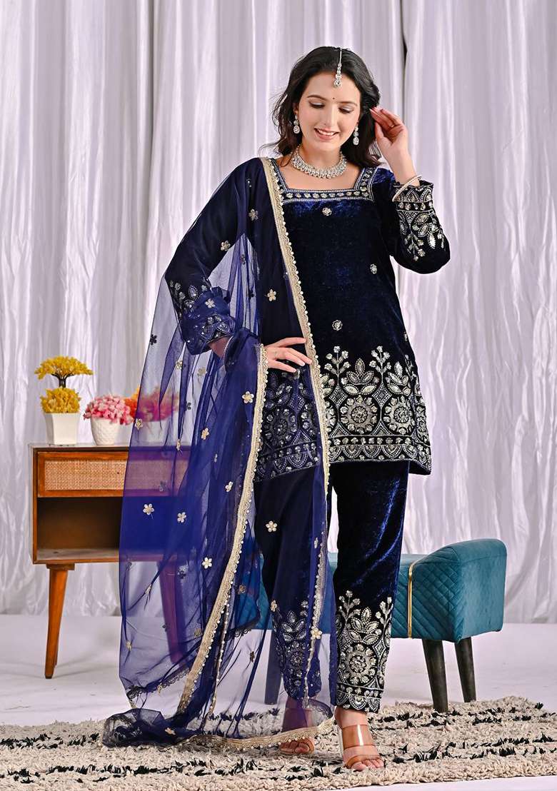 Navy Blue Embroidered Viscose Pakistani Suit Set - Indya