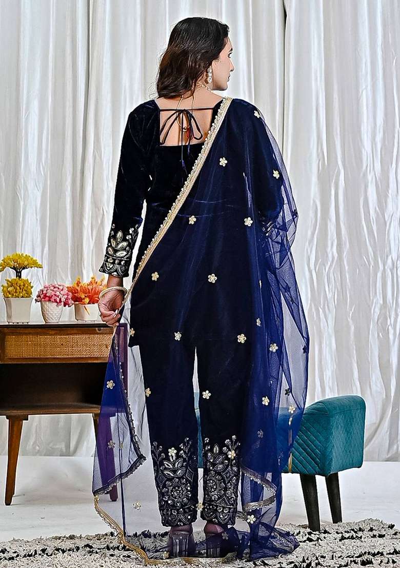 Navy Blue Embroidered Viscose Pakistani Suit Set - Indya