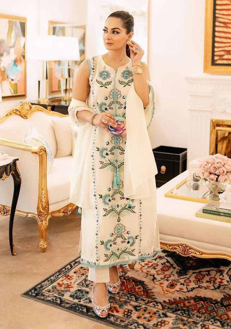 White Embroidered Georgette Pakistani Suit Set - Indya