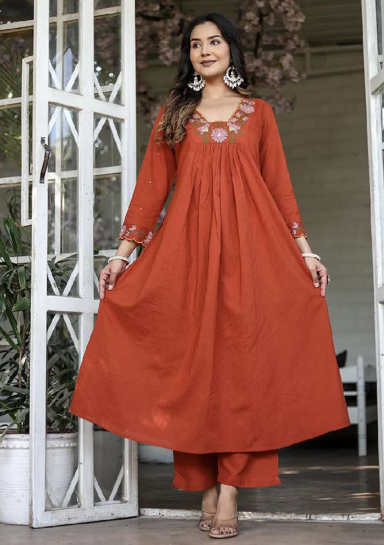 Orange Embroidery Silk Blend Kurta Set - Indya