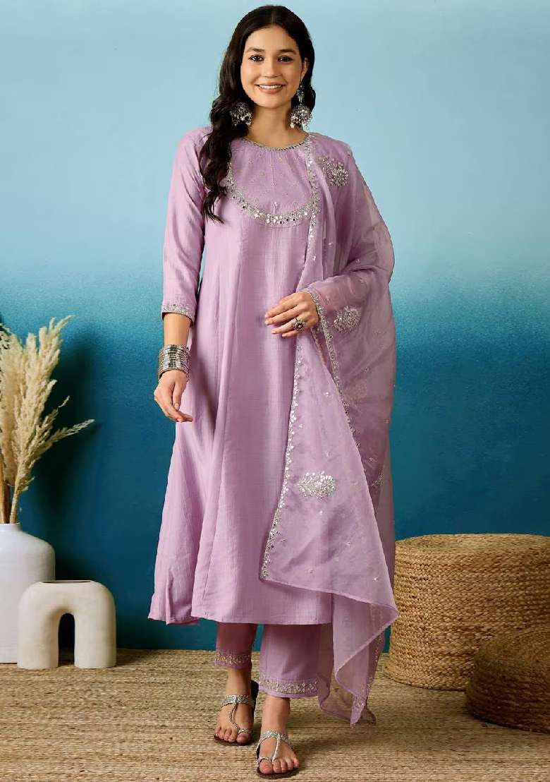 Pink Embroidery Silk Blend Kurta Set - Indya