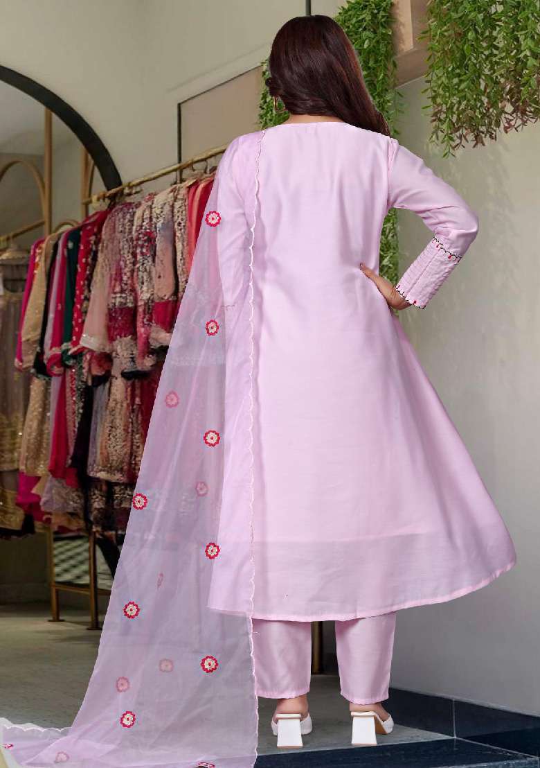 Pink Embroidery Silk Blend Kurta Set - Indya