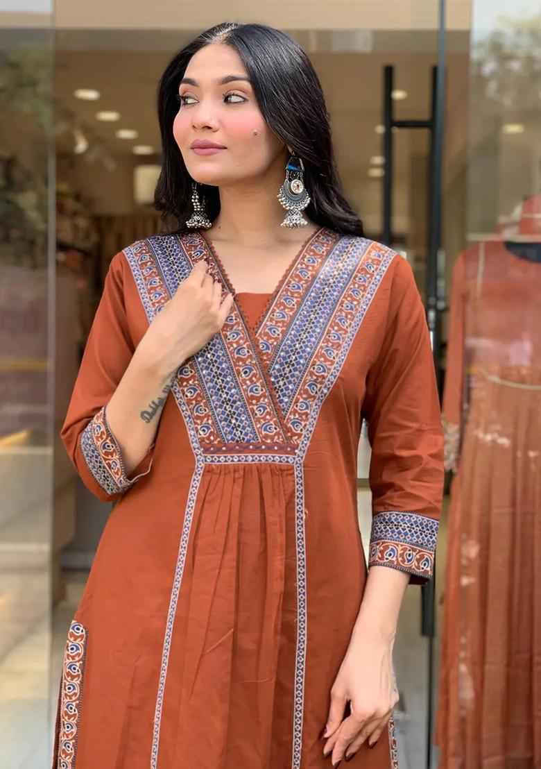 Orange Embroidered Cotton Blend Kurta Set - Indya